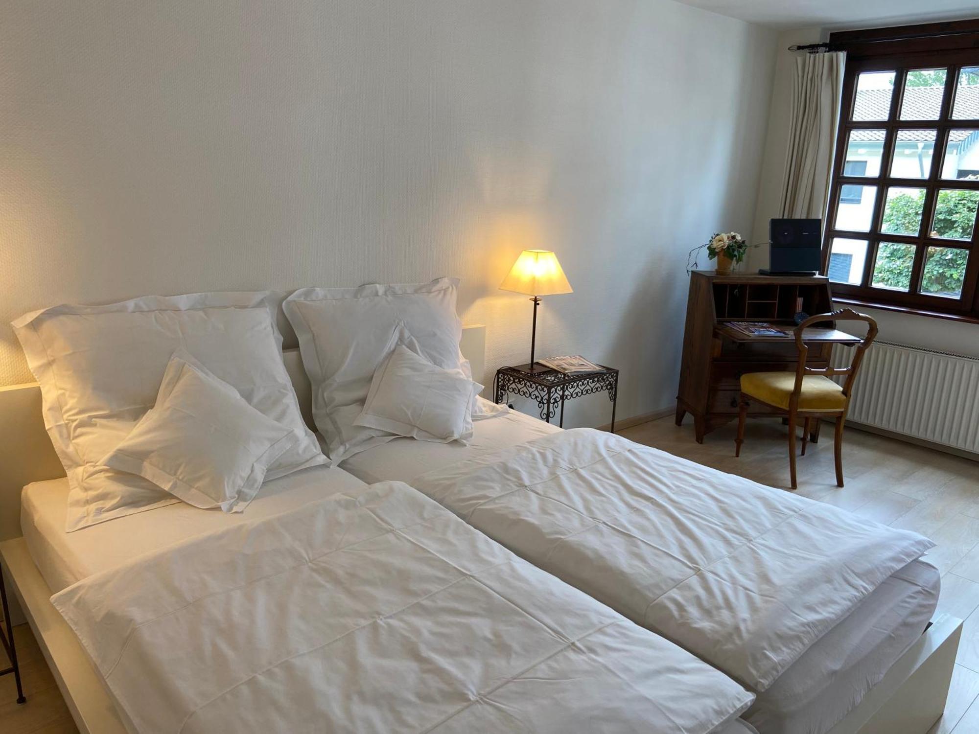 Haus Duerresbach Hotel Hennef  Eksteriør billede